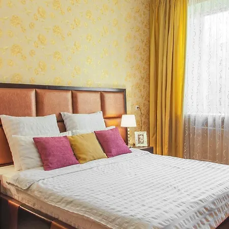 Apartment In The Historic Centre Internatsionalnaya *